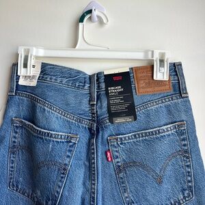 Levi’s Straight Ankle Jeans